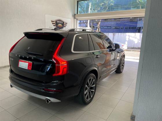 VOLVO XC90 2.0 D5 DIESEL MOMENTUM AWD GEARTRONIC VOLVO XC90 2.0 D5 DIESEL MOMENTUM AWD GEARTRONIC